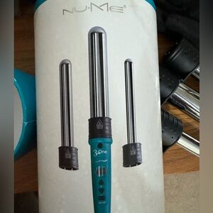 NUME TITAN 3
Professional Curling Wand with Three Titanium Heat Barrels